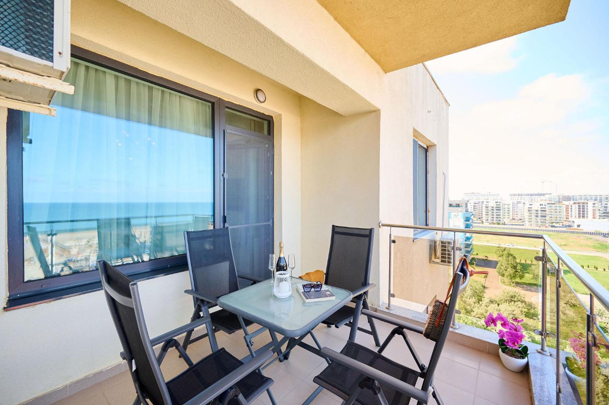 Apartament Summerland Vedere La Mare Mamaia Buitenkant foto